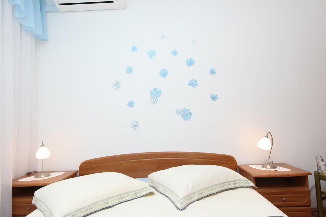 Guest House Rexa 로비니 외부 사진