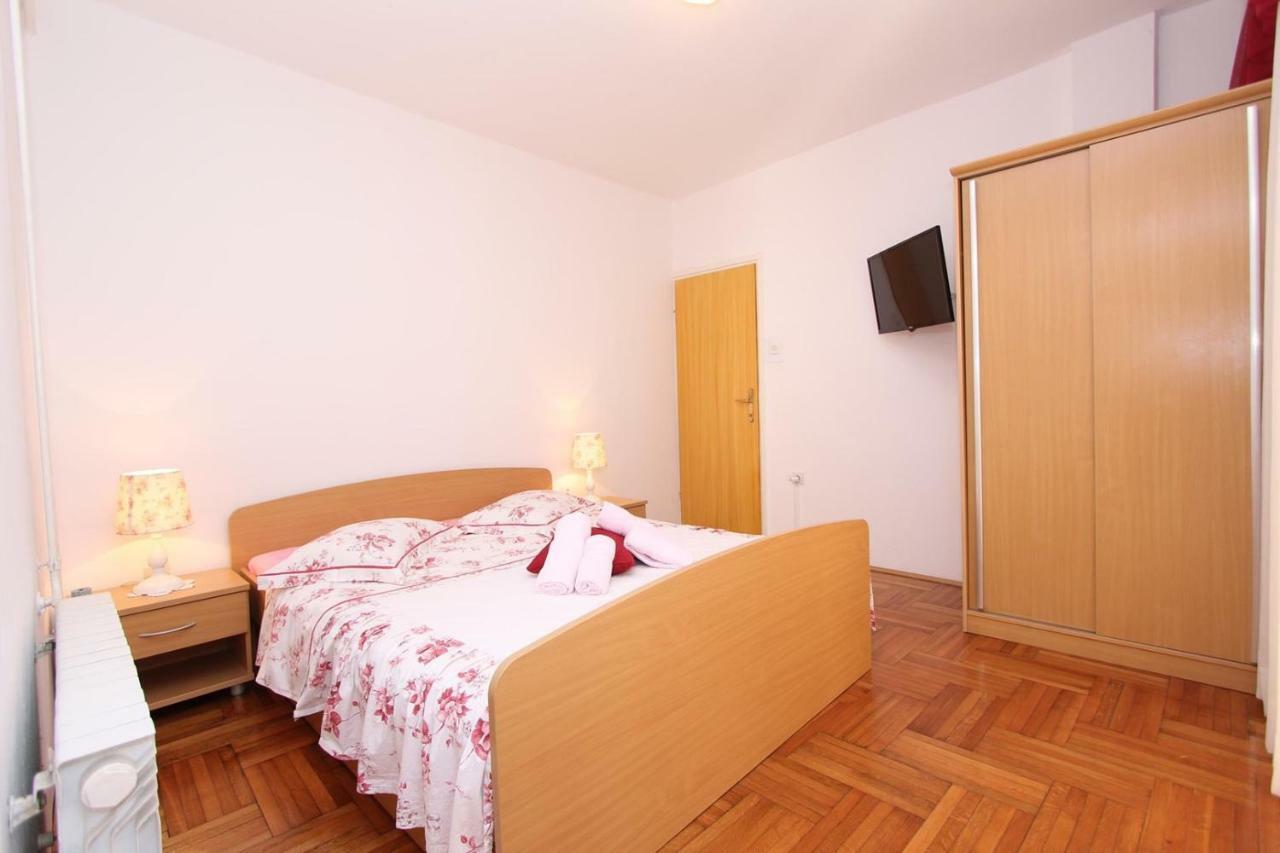 Guest House Rexa 로비니 외부 사진