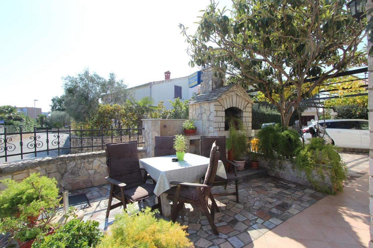 Guest House Rexa 로비니 외부 사진