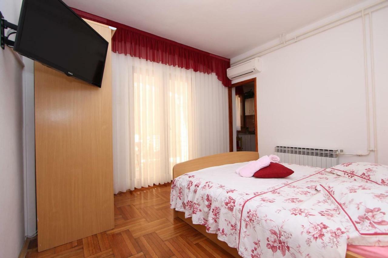 Guest House Rexa 로비니 외부 사진