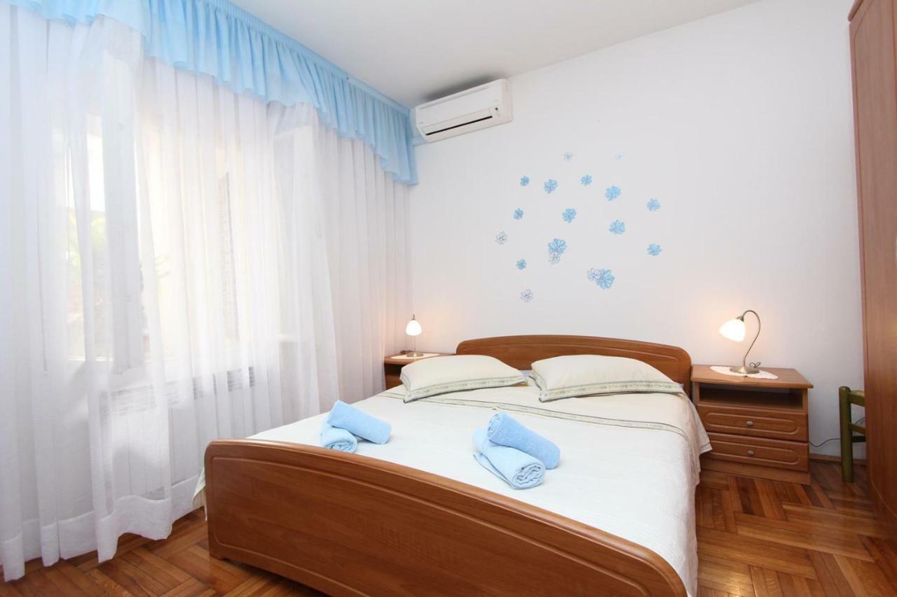 Guest House Rexa 로비니 외부 사진